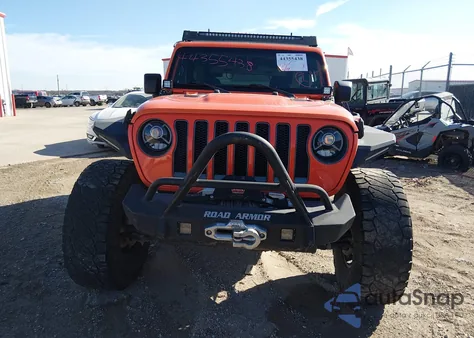 2019 Jeep Wrangler Rubicon 4X4 z USA, uszkodzony, nr VIN 1C4HJXCN0KW566885